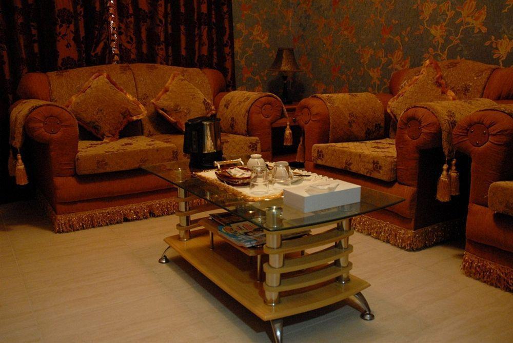 อาร์เบลล่า บูติค โฮเต็ล Hotel ชาร์จาห์ ภายนอก รูปภาพ